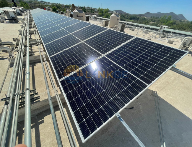 Paneles solares en azotea
